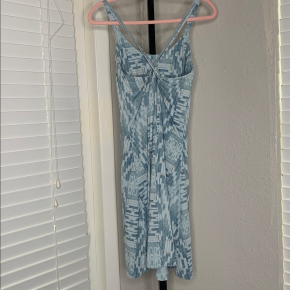 Title nine built in bra yes dress inca fit and flare dress medium - Picture 9 of 9